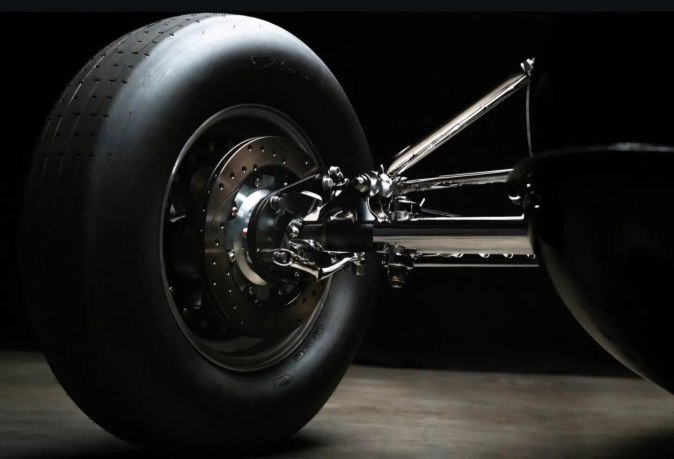 Harley Davidson fabricó un "carro" con 200 CV