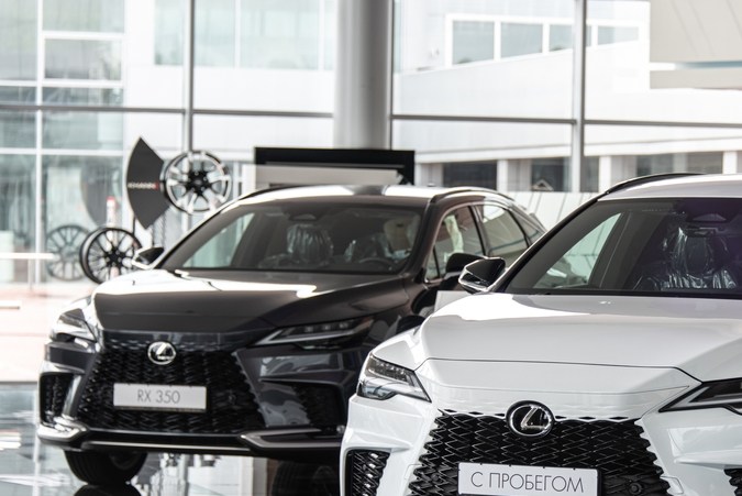 ¿Cuáles son las 5 marcas con los clientes más fieles?