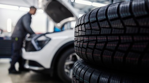 Dónde poner las llantas nuevas: ¿Adelante o atrás?