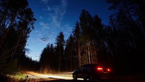 Qué son las luces adaptativas y cómo funcionan