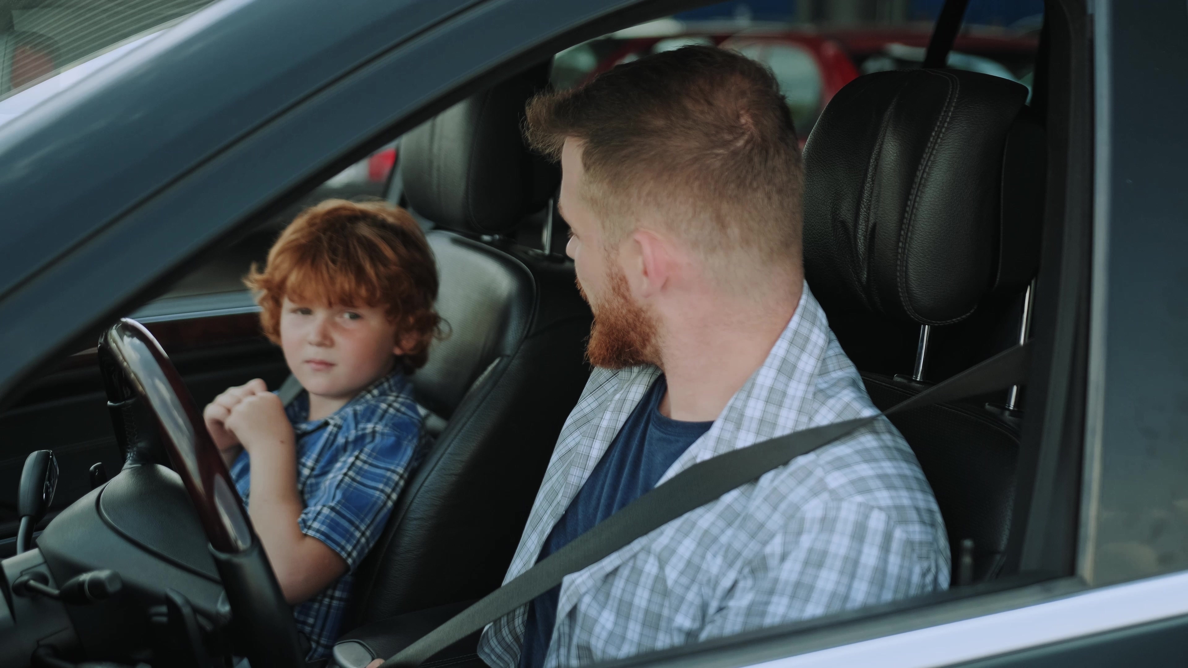 multa por llevar niños sin silla en Estados Unidos