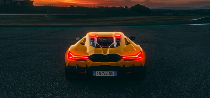 Lamborghini Revuelto 2025