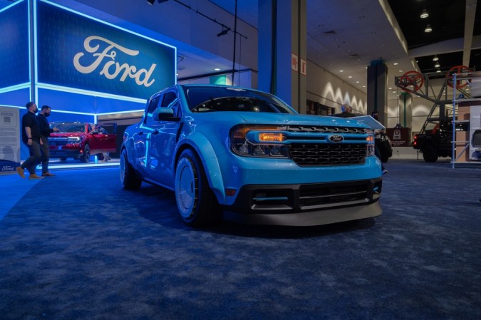 Maverick Lobo: la cara deportiva de la pick-up del año