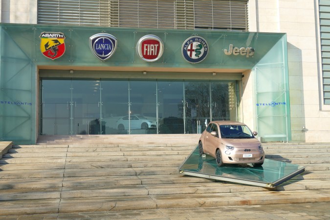 Estos son los autos más llamativos si Stellantis fuera una marca