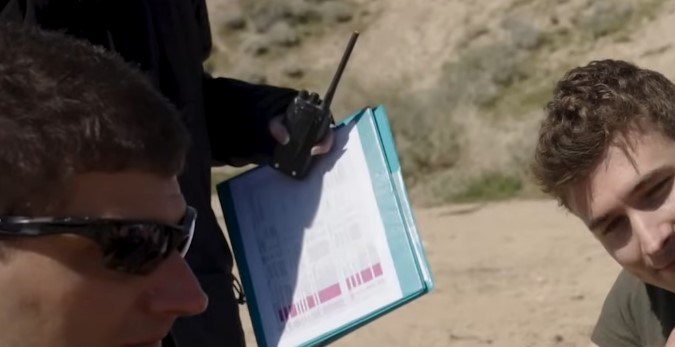 Youtuber revoluciona mundo de los autos con Mario Kart casero