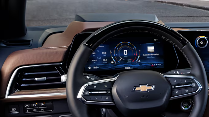 Chevrolet Tahoe 2025 continua con el poderoso V8