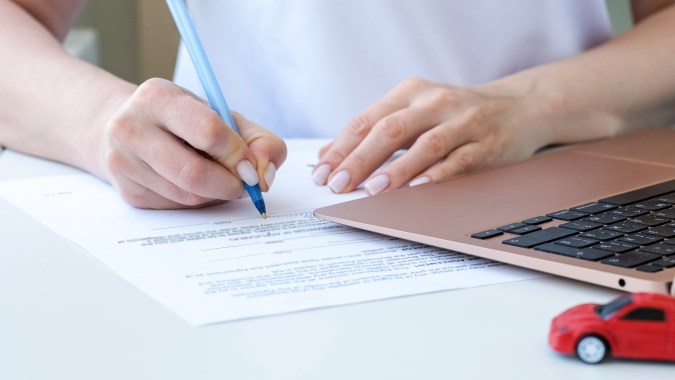 cuánto cuesta sacar una placa de carro en florida