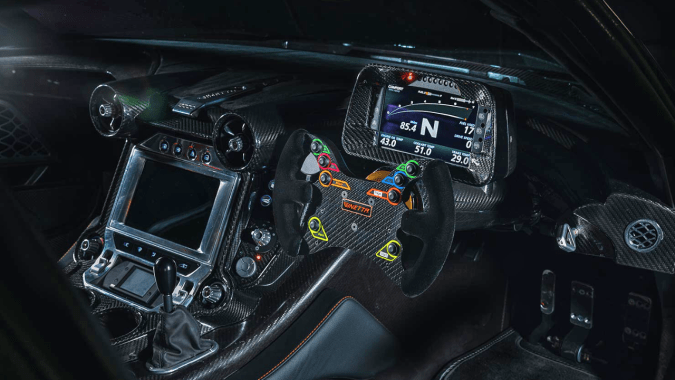 Ginetta Akula entra en producción después de una espera de cinco años