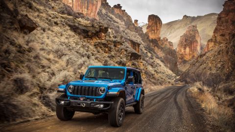 Jeep actualiza los Wrangler 2025 para más aventuras