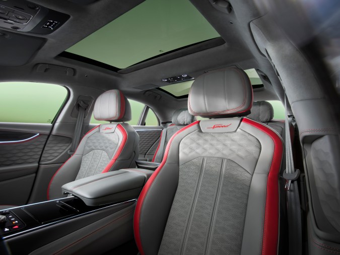 Bentley Flying Spur: el sedán más poderoso de la marca