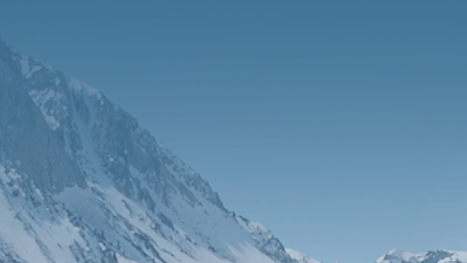 Conoce la Cybertruck china que viene equipada con un drone