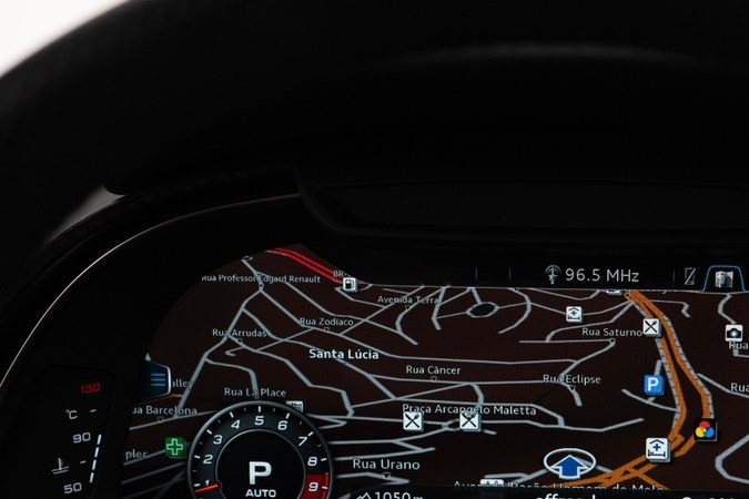 Cómo cambiar el idioma en el clúster de tu auto