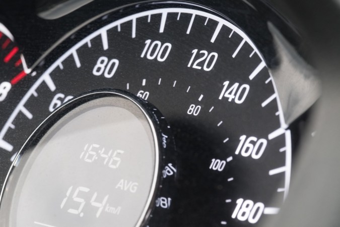 Cómo cambiar el idioma en el clúster de tu auto