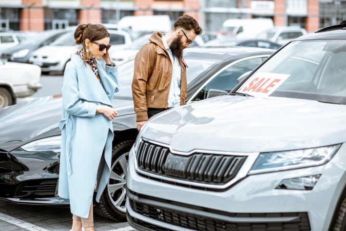 ¿Qué se necesita para comprar un carro usado en Estados Unidos?
