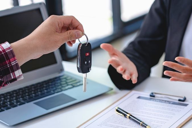 ¿Cuál es el mejor mes para comprar auto? Consejos y trucos