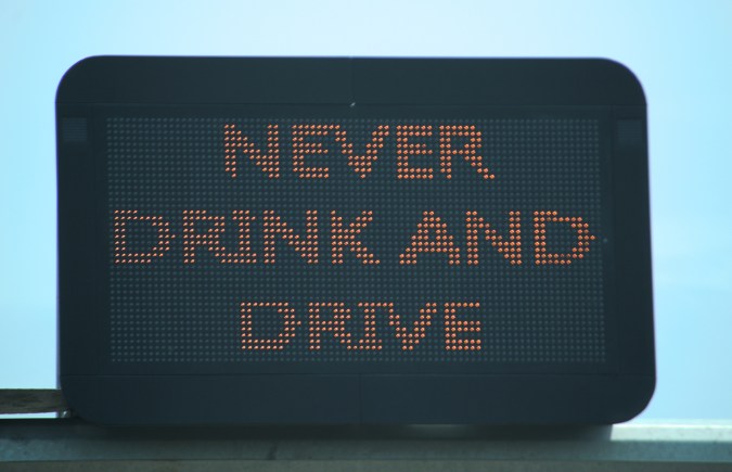 ¿Puedo viajar a Canadá como turista con un DUI?