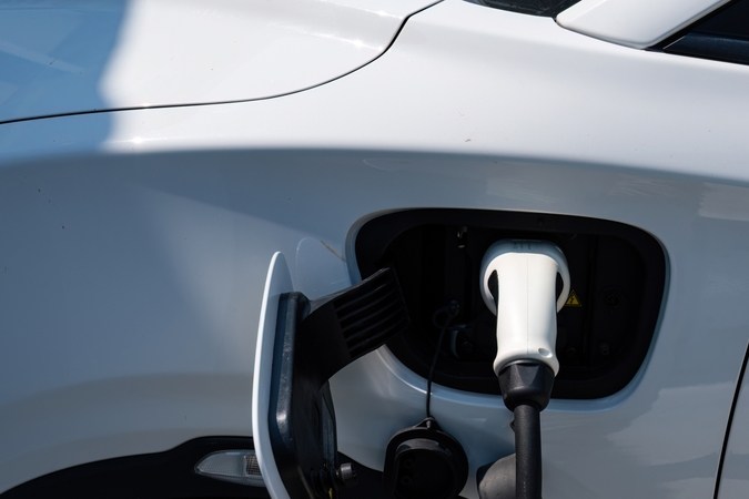 ¿Cómo afecta conducir un auto eléctrico a nuestra mente?