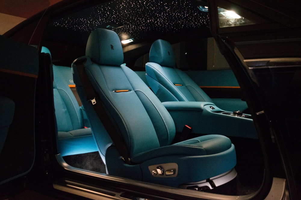 Tiktoker desvela el lujo del asiento trasero de un Rolls-Royce