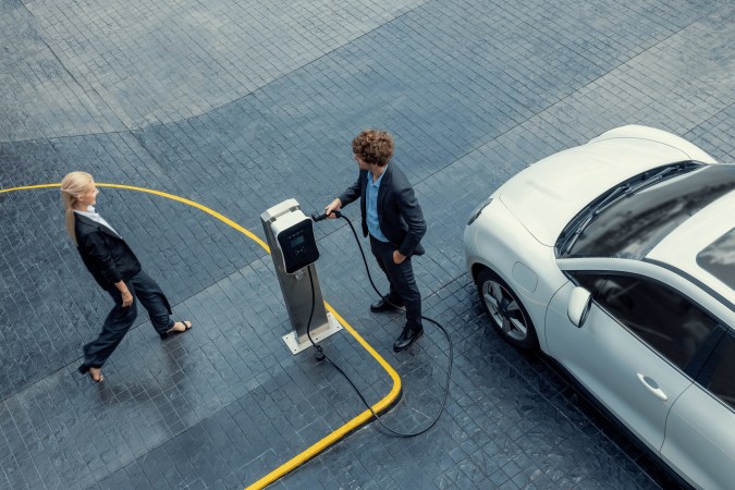 diferentes tipos de autos eléctricos