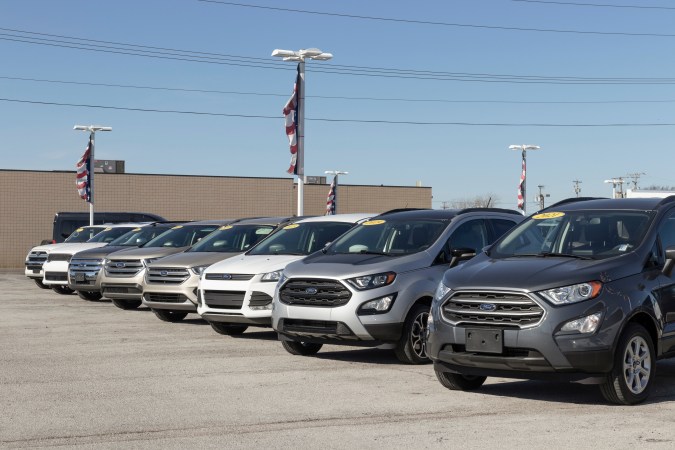 Cómo conseguir una buena oferta por un carro usado