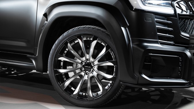 Transforma tu Land Cruiser con el kit de carrocería extremo