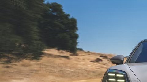 2025-porsche-panamera-turbo-s-e-hybrid