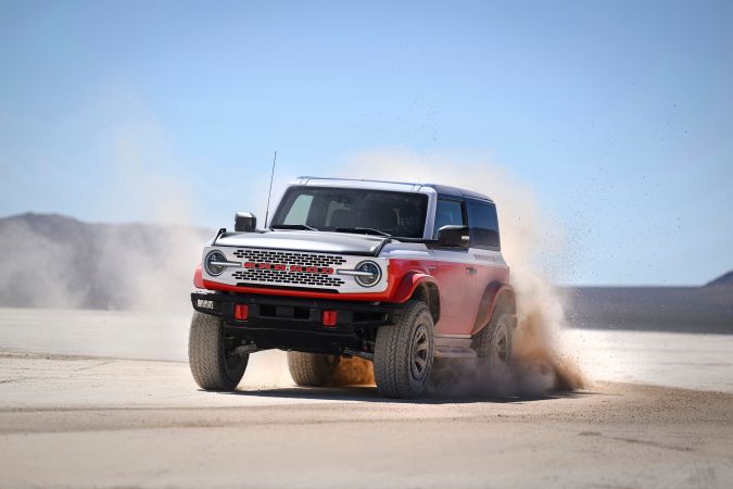Ford revive la Bronco ganadora del Baja 1000 con esta edición especial