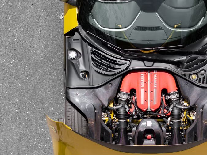 2025-ferrari-12cilindri-