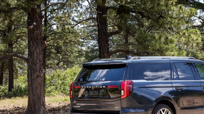 2025-ford-expedition