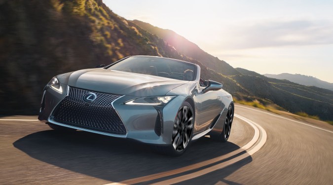 Lexus LC 500 2025: el gran descapotable de lujo