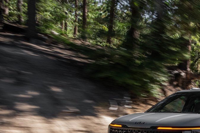 2025 Kia Carnival Hibrida