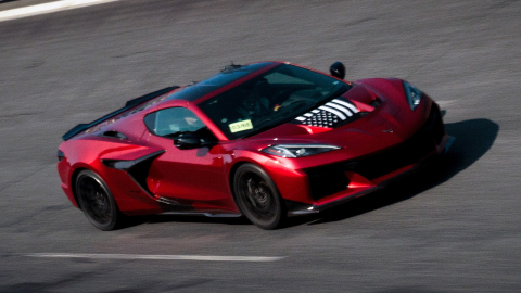 Chevrolet Corvette ZR1 2025: el auto estadounidense más rápido