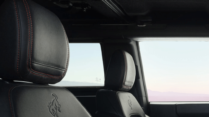 Ford revive la Bronco ganadora del Baja 1000 con esta edición especial