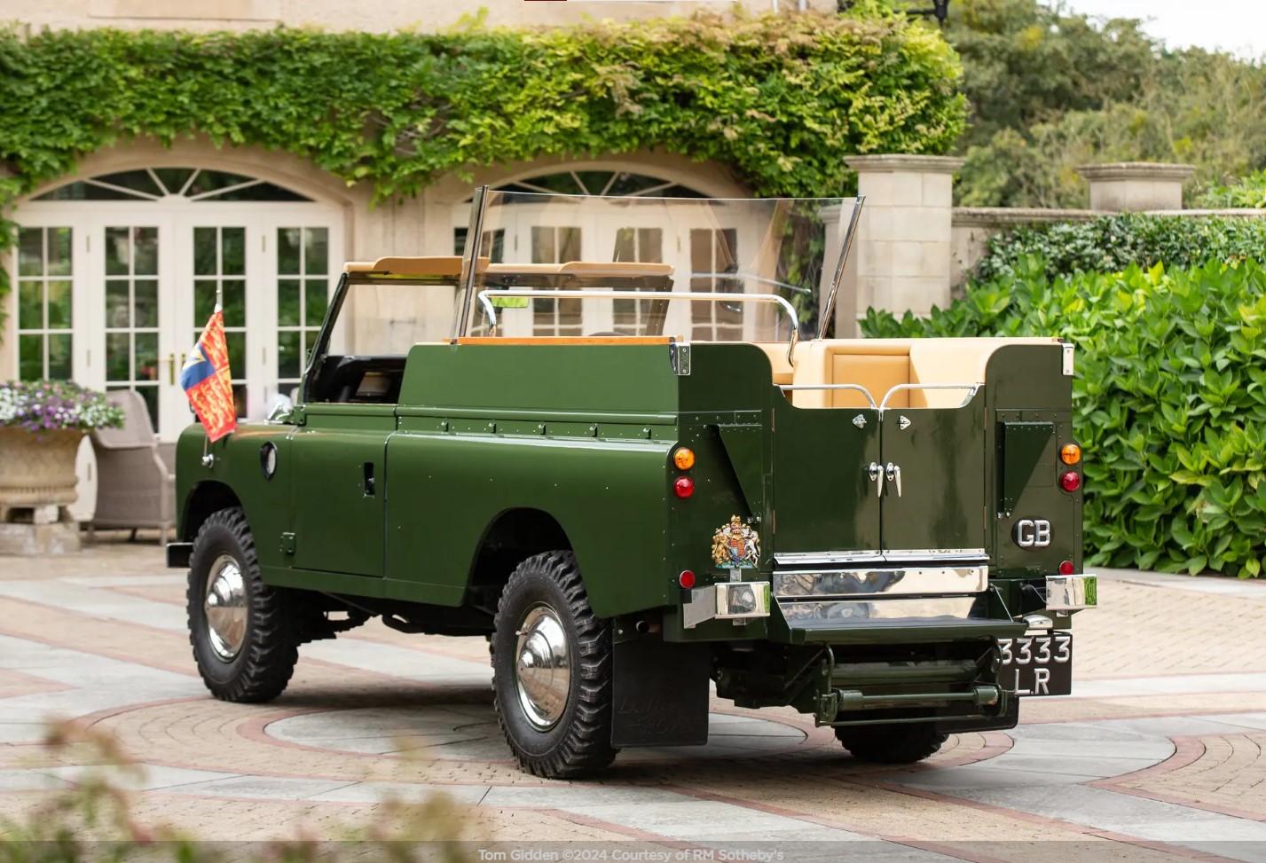 Land Rover de la Reina Isabel II: Una joya en subasta