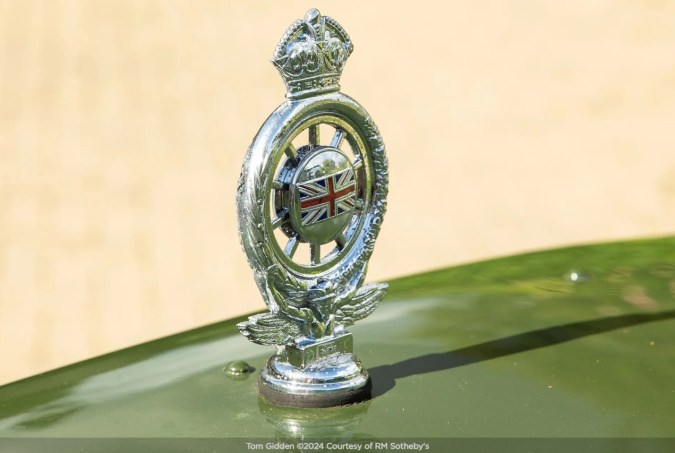 Land Rover de la Reina Isabel II: Una joya en subasta