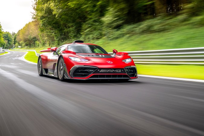 Mercedes AMG One rompe su propio récord en Nürburgring