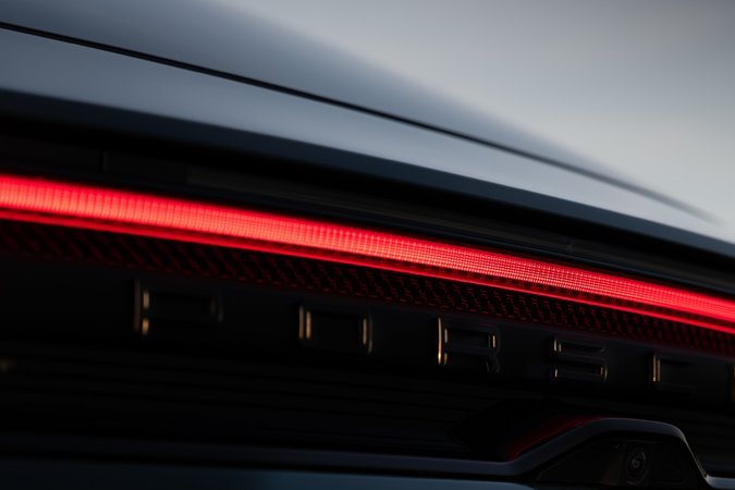 Este es el Porsche qué cambia de color según tu ropa