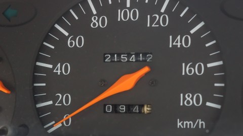 ¿Es recomendable comprar un carro con 200 mil millas?