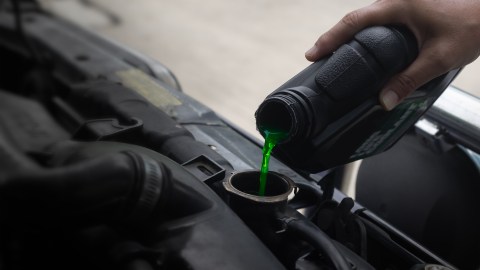 Mitos y verdades sobre el refrigerante: o cómo no arruinar tu motor