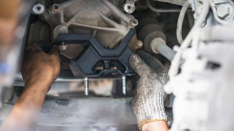 Fallas en los soportes del motor: causas y consecuencias
