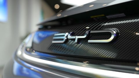 5 razones del éxito de BYD al superar las ventas de Tesla