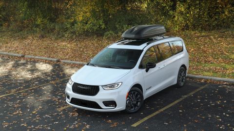 Chrysler Pacifica FAV Edition 2025: la miniván perfecta para viajes familiares