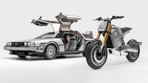 Inspirada en Volver al Futuro: DAB Motors lanza moto eléctrica DeLorean