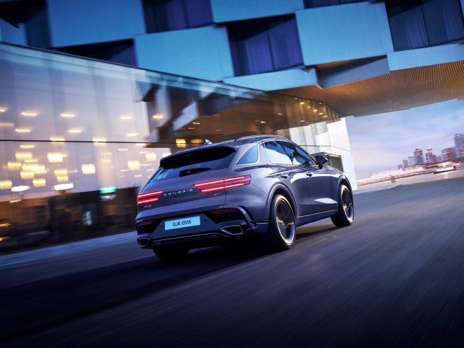 Genesis GV70 2026 se renueva con una elegancia deportiva