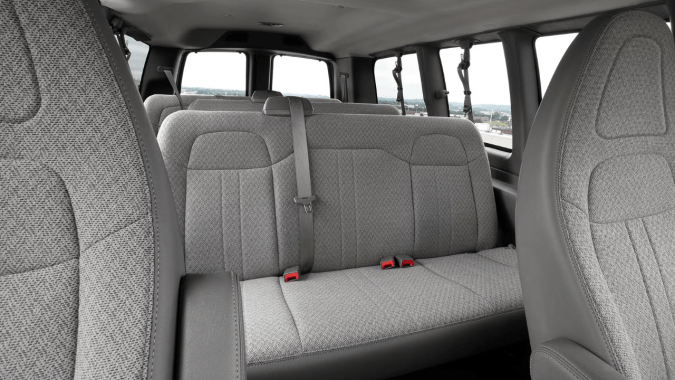 GMC Savana 2025: la furgoneta que sigue fiel a sus inicios