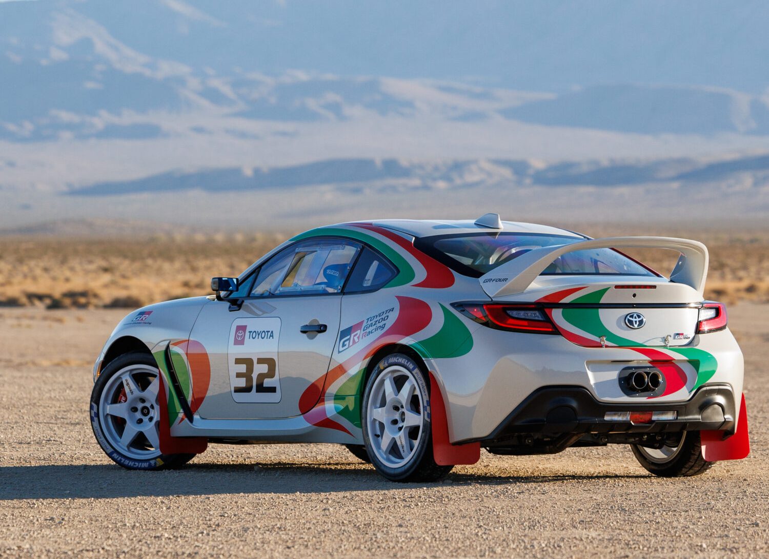 Toyota conmemora sus éxitos en rally con GR Corolla Rally Legacy