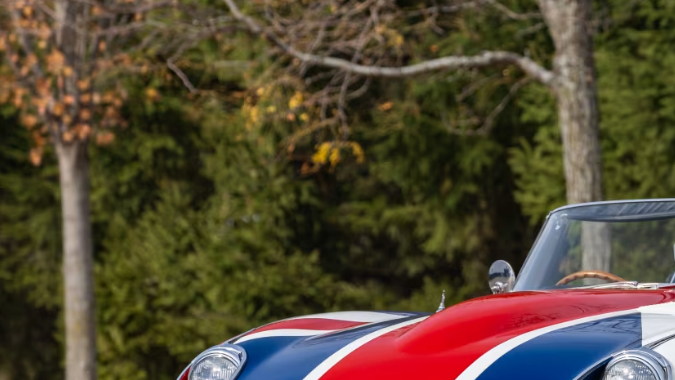 El icónico Jaguar E-Type de Austin Powers será subastado