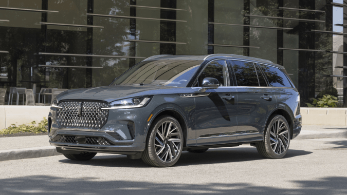 Lincoln Aviator 2025: el SUV de lujo actualizado ya está en México