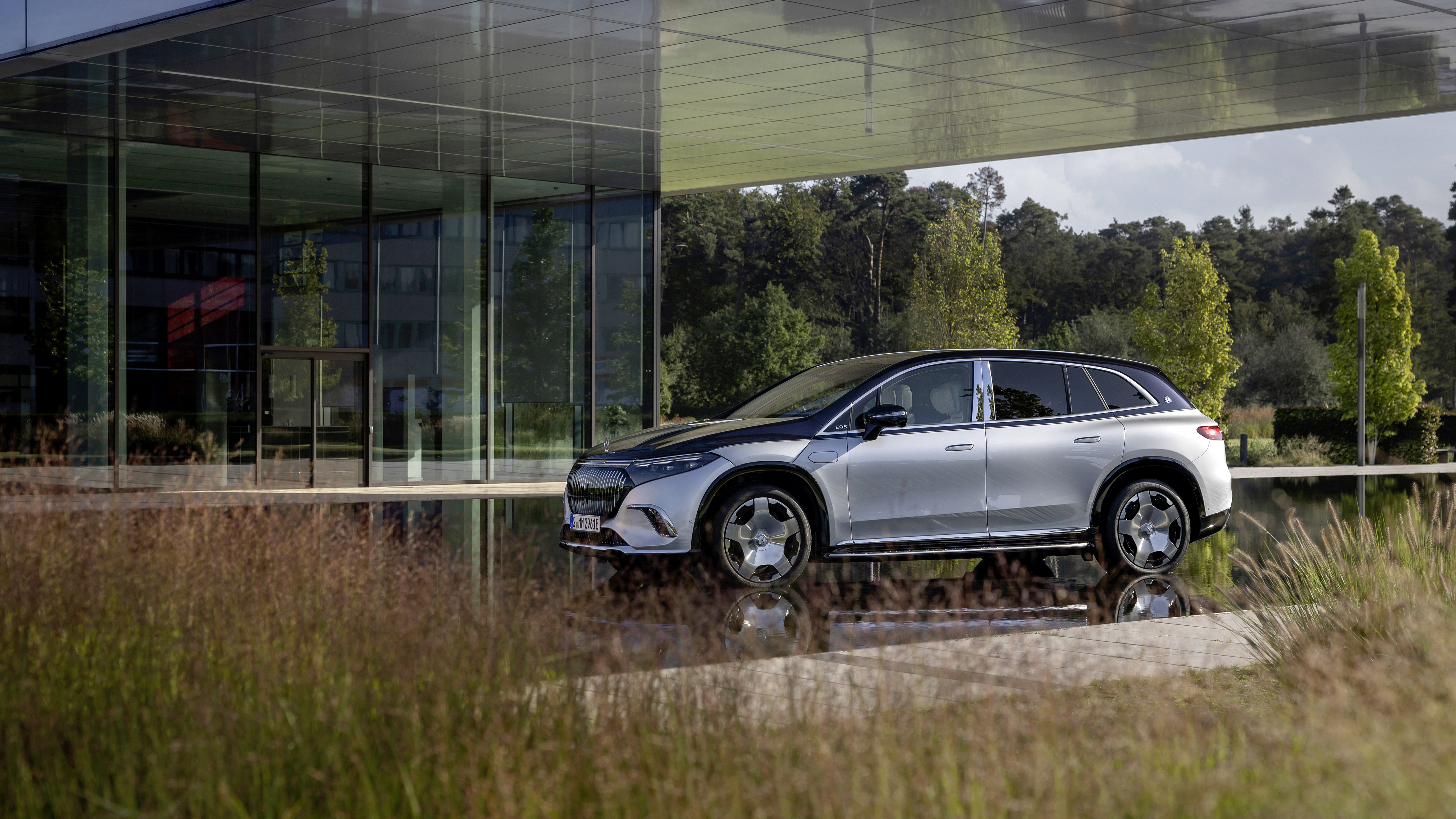 Mercedes-AMG revela detalles de su futuro y potente SUV eléctrico