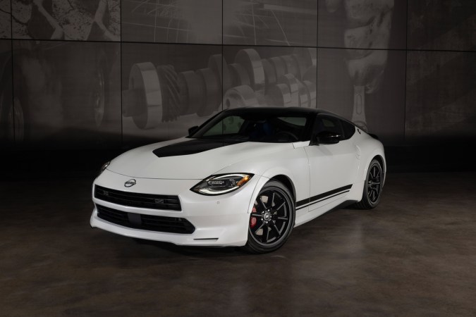 Nissan revela modelos personalizados para el SEMA Show 2024